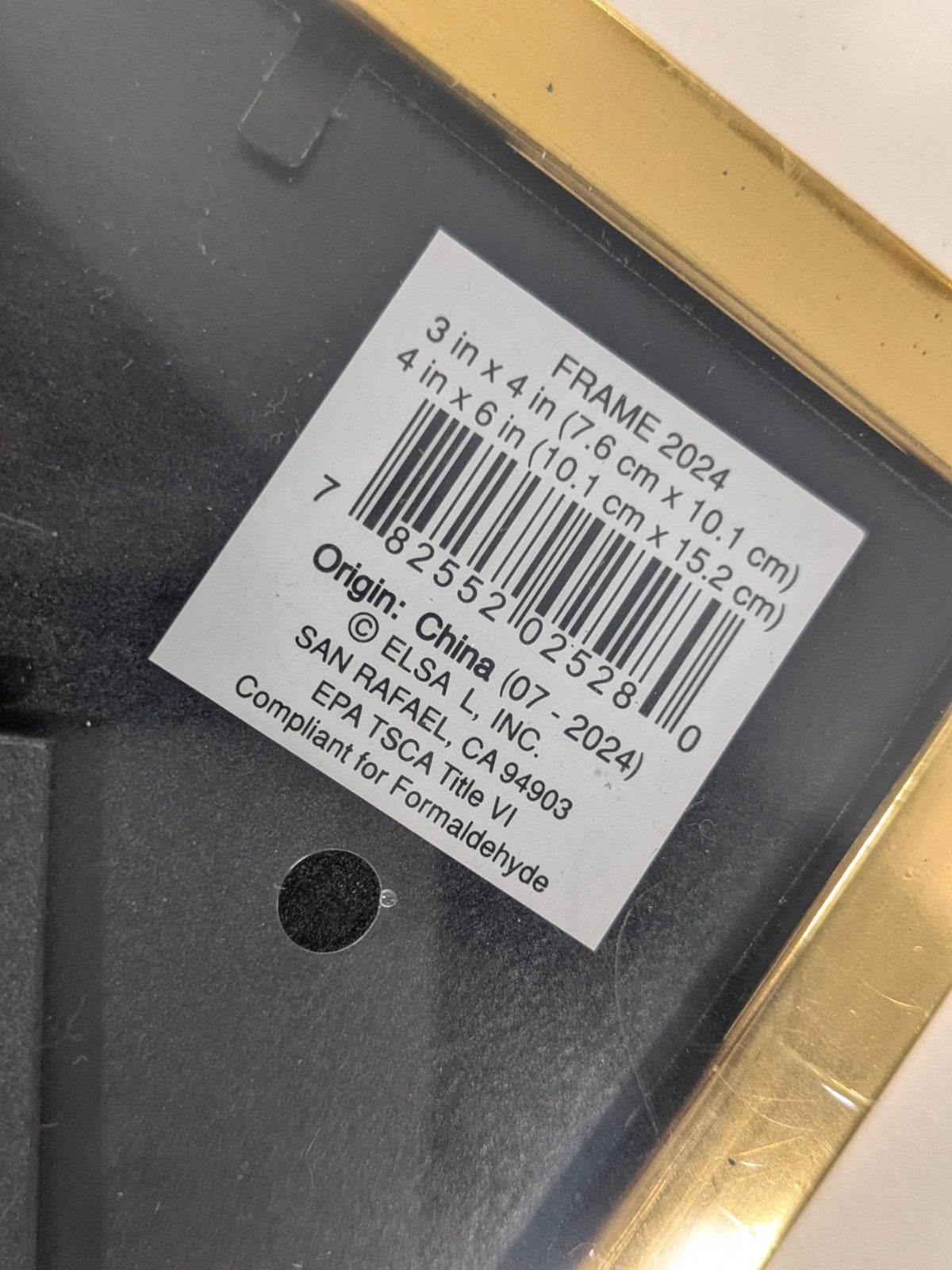 3-Packs Elsa L 2024 Family Photo Frames Gold Tone Finish 1x (4x4) & 2x (4x6)