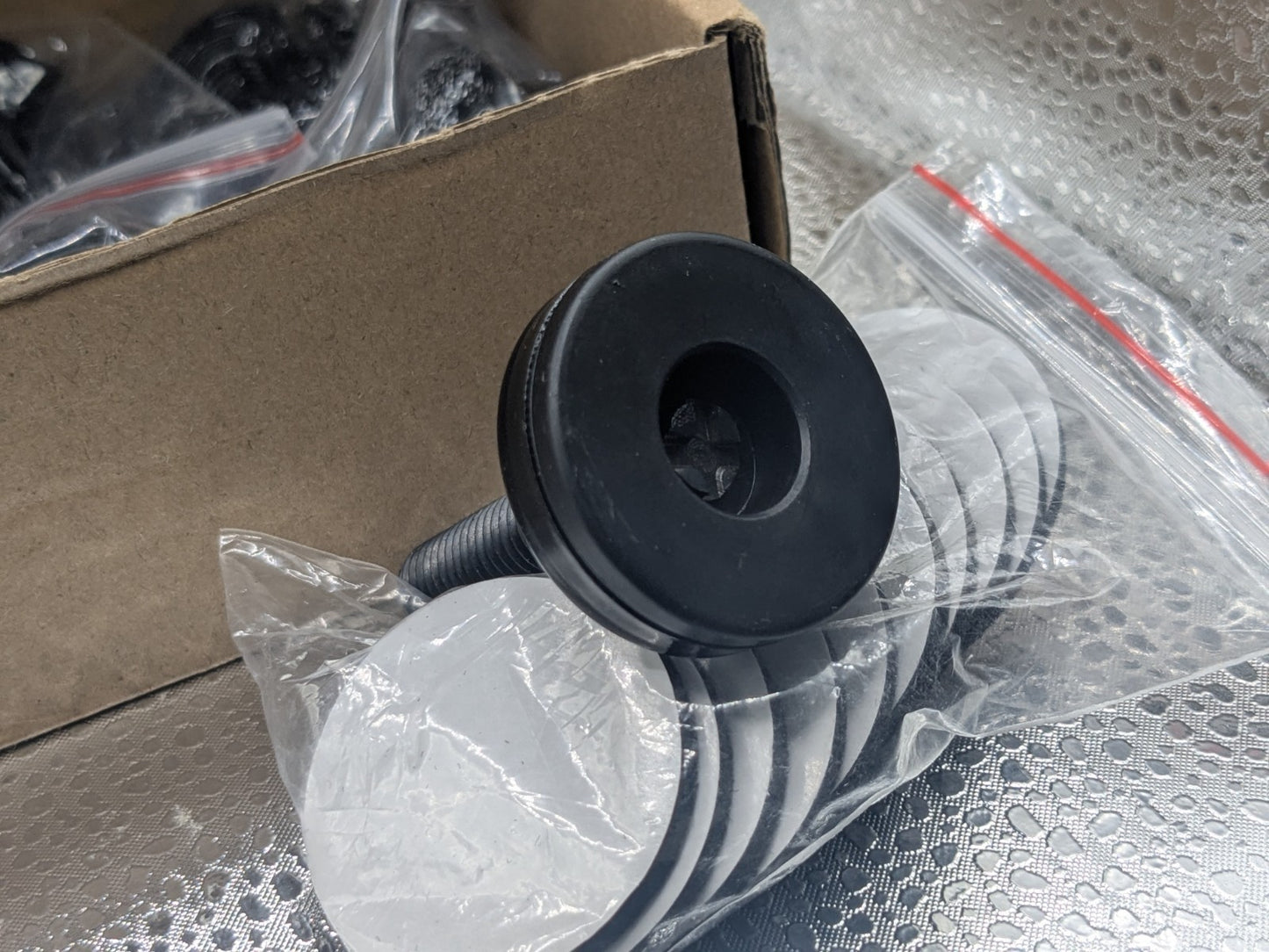 10 Pack Adjustable Black Furniture Leveling Feet with Pads