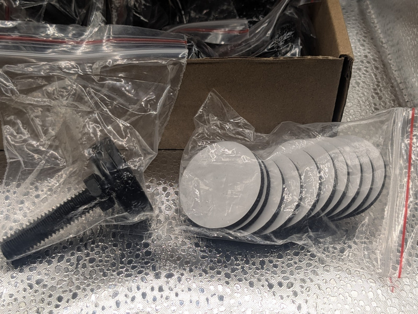 10 Pack Adjustable Black Furniture Leveling Feet with Pads