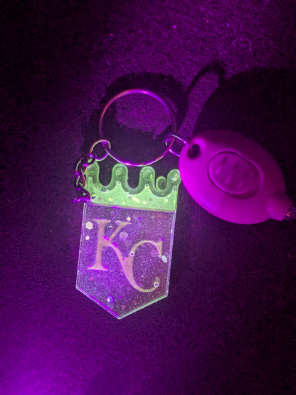 Luminous Handcrafted Kansas City Royals Crown Resin Art Keychain with UV LED Blacklight